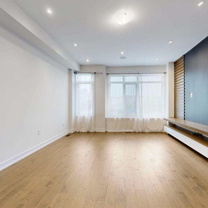 For Lease - 215 Salterton Circle, Vaughan, Ontario - Photo 1