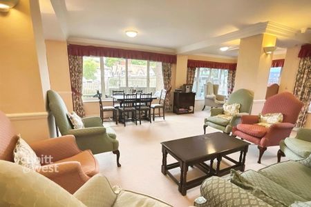 1 bedroom retirement property to rent - Photo 2