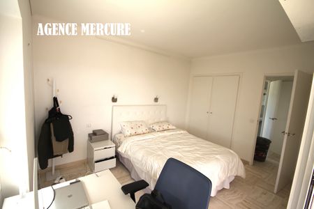 En location à Cannes : appartement VUE MER PANORAMIQUE - Photo 2