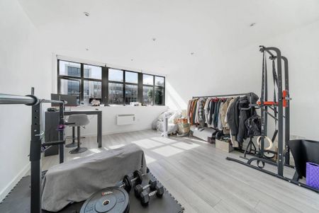 Studio to rent - Photo 2