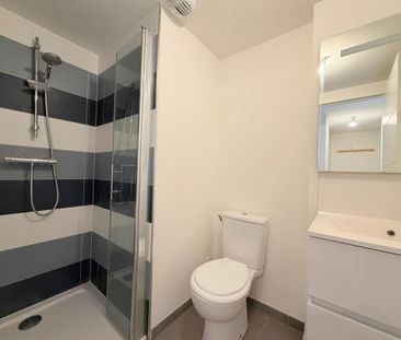 Location Appartement 1 pièce 17m² LA ROCHELLE 17000 - Photo 6