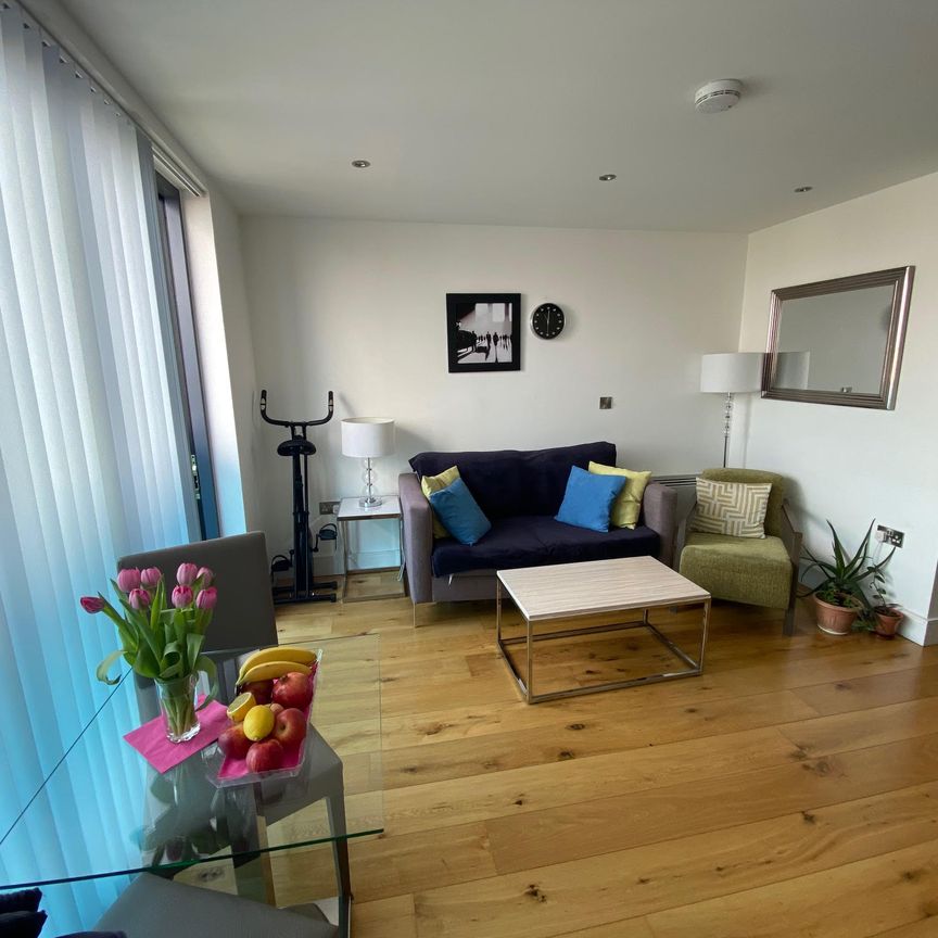 Station Road, Hayes, UB3 4FQ - Photo 1