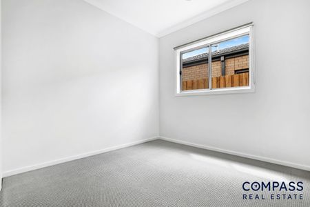 1 Buttercup Crescent, Armstrong Creek VIC 3217 - House For Rent | Domain - Photo 4