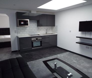 1 bedroom apartment to rent - Photo 2