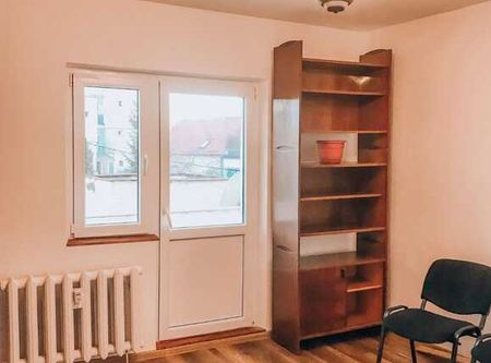 3 camere,72 mp, decomandat, zona Interservisan - Fotografie 3