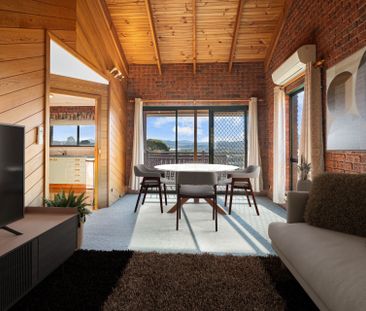 Sunny 2-Bed Home in Berriedale - Photo 3