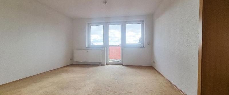 schöne 2 Zimmer Wohnung in Bahnhofsnähe mit Balkon - Foto 1