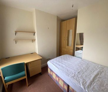 5 bedroom terraced house to rent - Photo 5