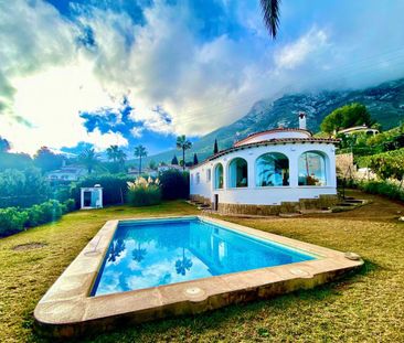 Villa for Rental in Denia - Photo 2