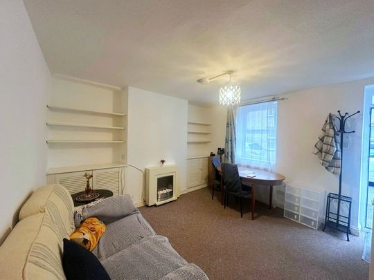 Hill Street, Bangor, Gwynedd, LL57 - Photo 1