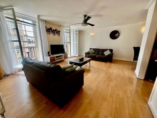 2 bedroom Flat To Let Total Size: 743 SQ FT - Photo 1
