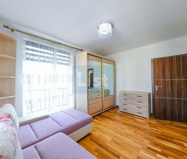 C0MISION 0%! 3 camere 75,5mp, 2 bai, etajul 4/4, imobil 2019, parcare - Photo 1