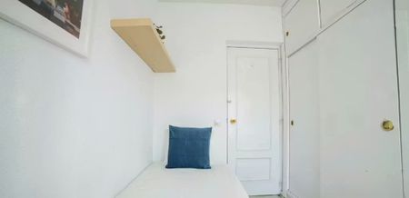 Calle de Gabriel Lobo, Madrid, Community of Madrid 28002 - Foto 4