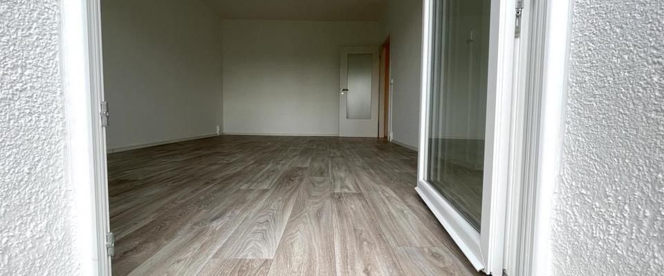Moderne 2,5-Raumwohnung mit ebenerdiger Dusche und großer Küche - Photo 1