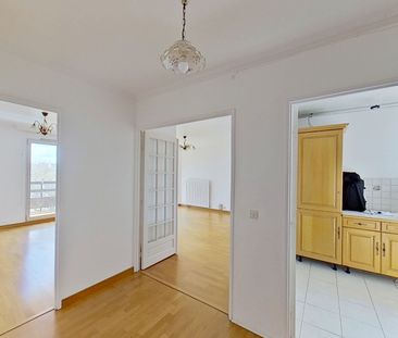 Location Appartement 5 pièces 97m² - Photo 6