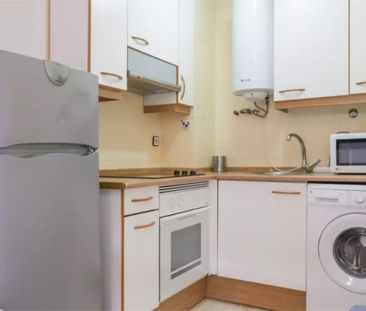 Piso de alquiler en Calle del Barco, 8, Universidad - Malasaña - Photo 1