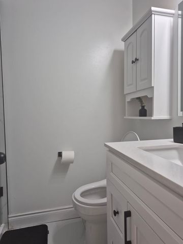 For Lease - 50 Strathaven Drive Unit# 15, Mississauga, Ontario - Photo 2