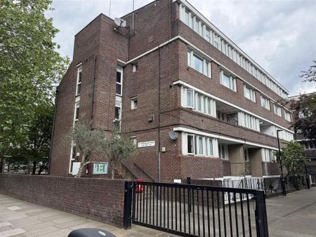 3 bedroom flat to rent - Photo 2