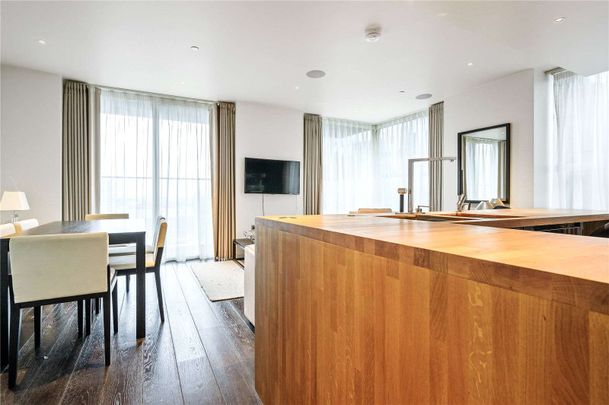 A luxuriously presented, 2 bedroom apartment situated on the 16th floor in the Heron development. - Photo 1