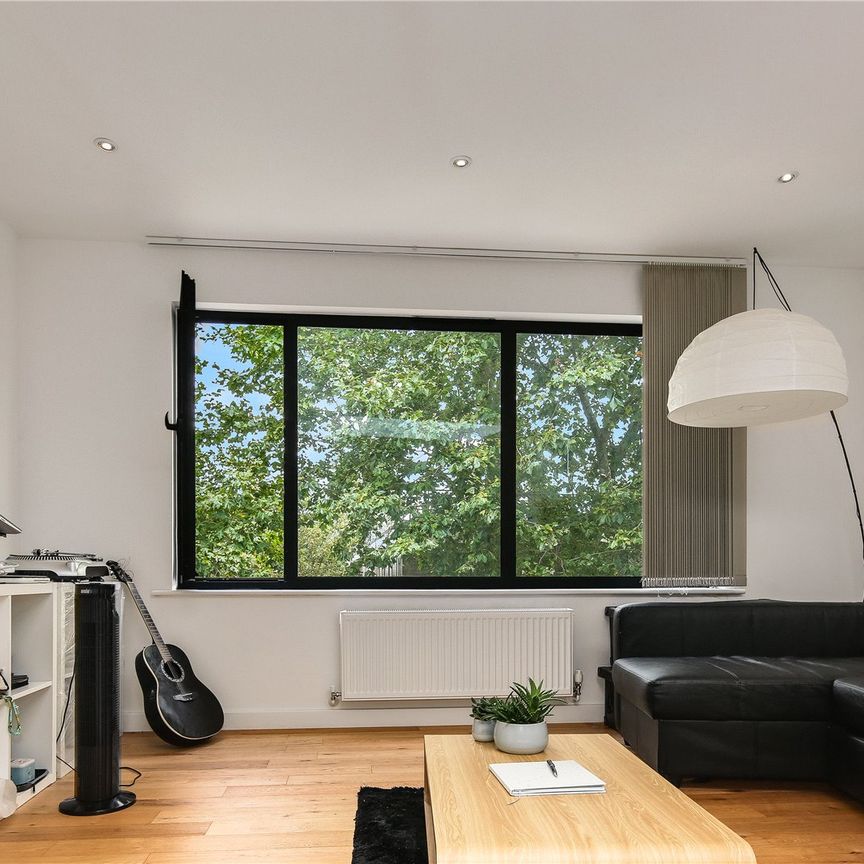 Globe Apartments, Evelyn Street SE8 - Photo 1