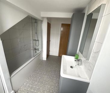 1 bedroom property to rent - Photo 1