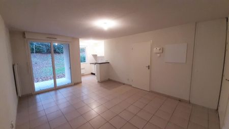 location Appartement T2 DE 41.9m² À LIMOGES - Photo 3