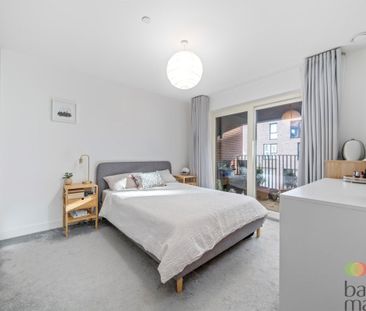 Lismore Boulevard, LONDON - Photo 6