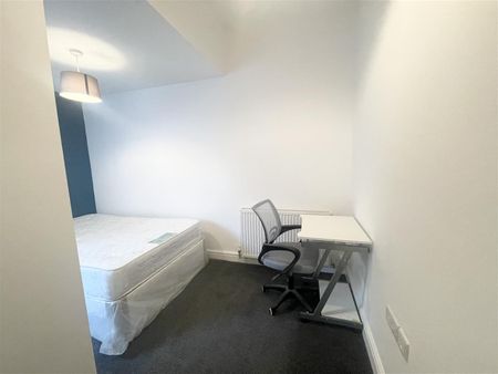 1 bed house share to rent in Prince Street, Burnley, BB11 - Photo 2