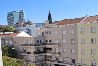 Quartos para estudantes av de Madrid Areeiro