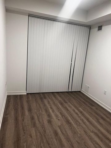 For Lease - 8 Interchange Way Unit# 3210, Vaughan, Ontario - Photo 3