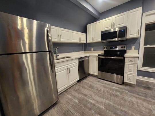 For Lease - 498 Main Street Unit# 3, Hamilton, Ontario - Photo 1