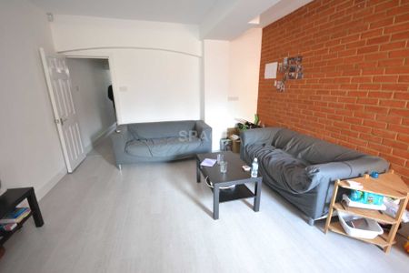 Price £3,900 pcm - Available 01/07/2026 - Furnished - Photo 2