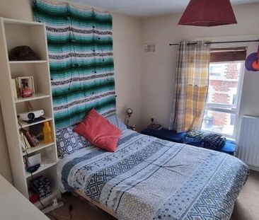 10 Maryville Avenue, Belfast, BT9 7HE - Photo 2