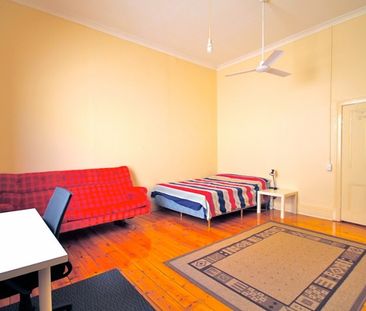 5-bedroom shared house, Henley Beach Rd - Photo 4