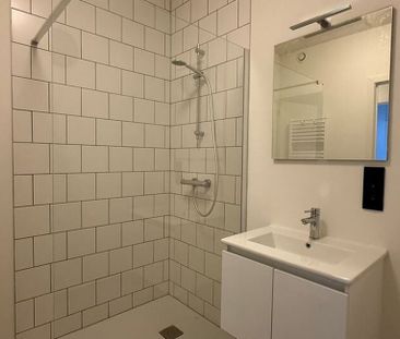 Appartement te huur in Sint-Niklaas voor € 860 met 1 slaapkamer - Foto 3