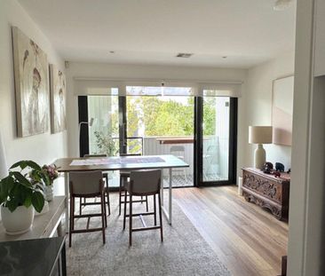 Stylish, Low Maintenance Townhouse in Camberwell - Photo 6