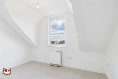 Elizabeth House, Denmark Road, Gloucester - Photo 2