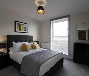 Montagu House, Padworth Avenue, Reading, RG2 - Photo 2