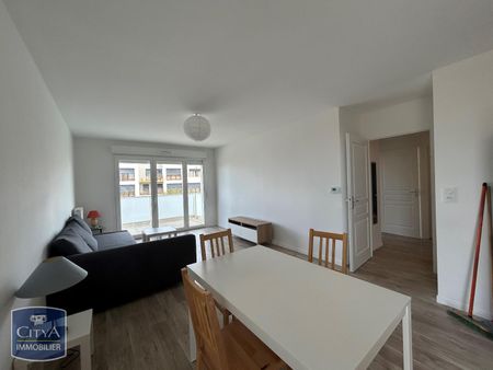 Location Appartement 3 pièces 63m² BLAINVILLE SUR ORNE 14550 - Photo 2
