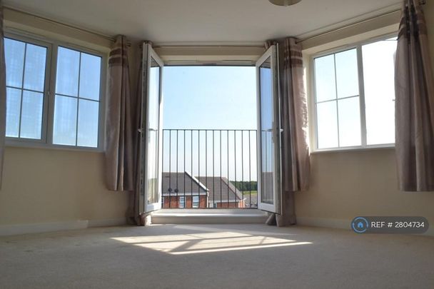 2 bedroom flat to rent - Photo 1