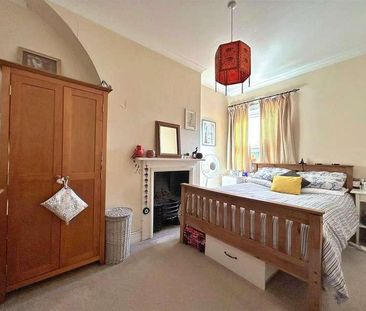 Windsor Street, Salisbury, SP2 - Photo 1