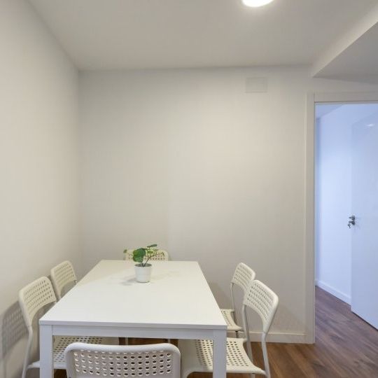 valencia, Valencian Community 46023 - Foto 1