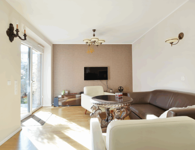 In Hamburg-Lohbrügge: „Moderne 3‑Zimmer-Wohnung mit Garten“ - Photo 1