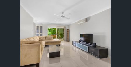 Spacious inner city unit - Photo 2