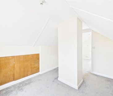 3 bedroom semi-detached house to rent - Photo 6