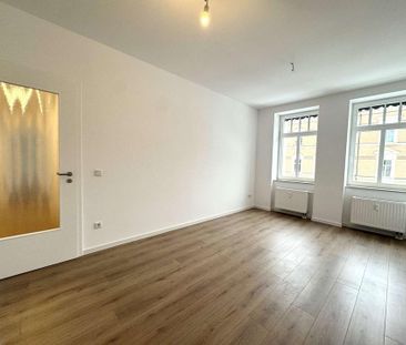 ❄️Neu und komfortabel! 2-Zimmer-Wohnung frisch renoviert mit EBK un... - Photo 2