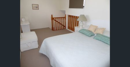 TWO BEDROOM VILLA - MERMAID BEACH - Photo 3