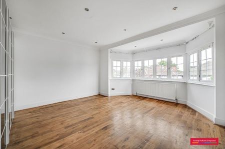 6 bedroom detached house to rent - Photo 3