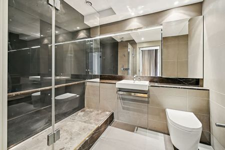 Sherwood Street London W1F - Photo 3