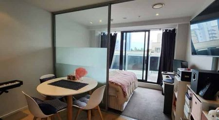 City Living - Photo 3